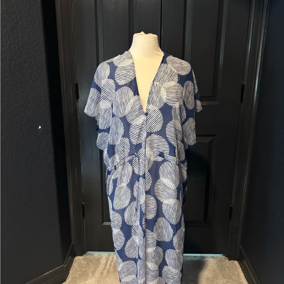 Knix Blue and White Patterned Kimono - Picture 1 of 5